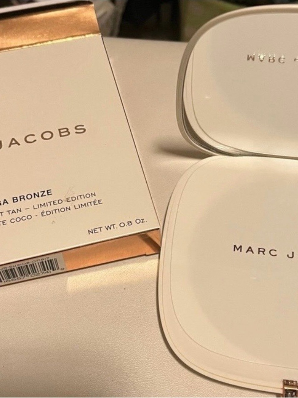 Marc Jacobs Bronzer in shade Tan-Tastic- White Compact Case